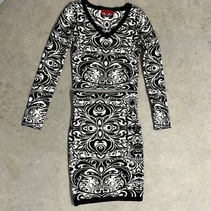WOW COUTURE Black and White Bodycon Sweater Set Skirt and Top